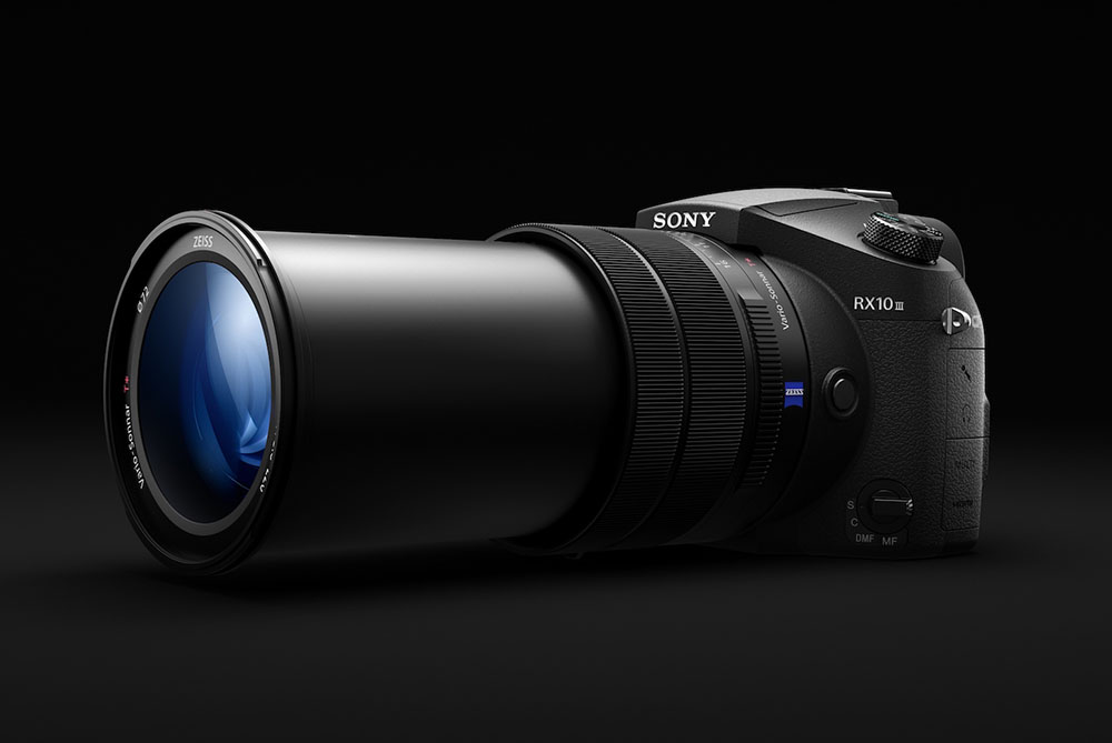 Sony RX10 III Comes with 25x Optical Zoom to Make Your Stalking Dreams a Reality!