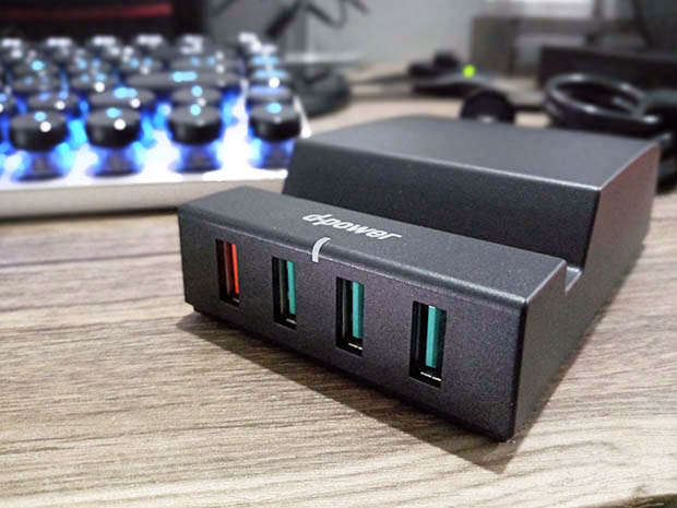 Gadget Lovers Will Love the D-Power IP988 Multiport USB Charger for Their Desk!